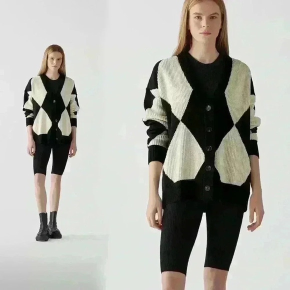 PISTOLA Denim Evelyn Oversized Diamond Cardigan - Picture 12 of 16